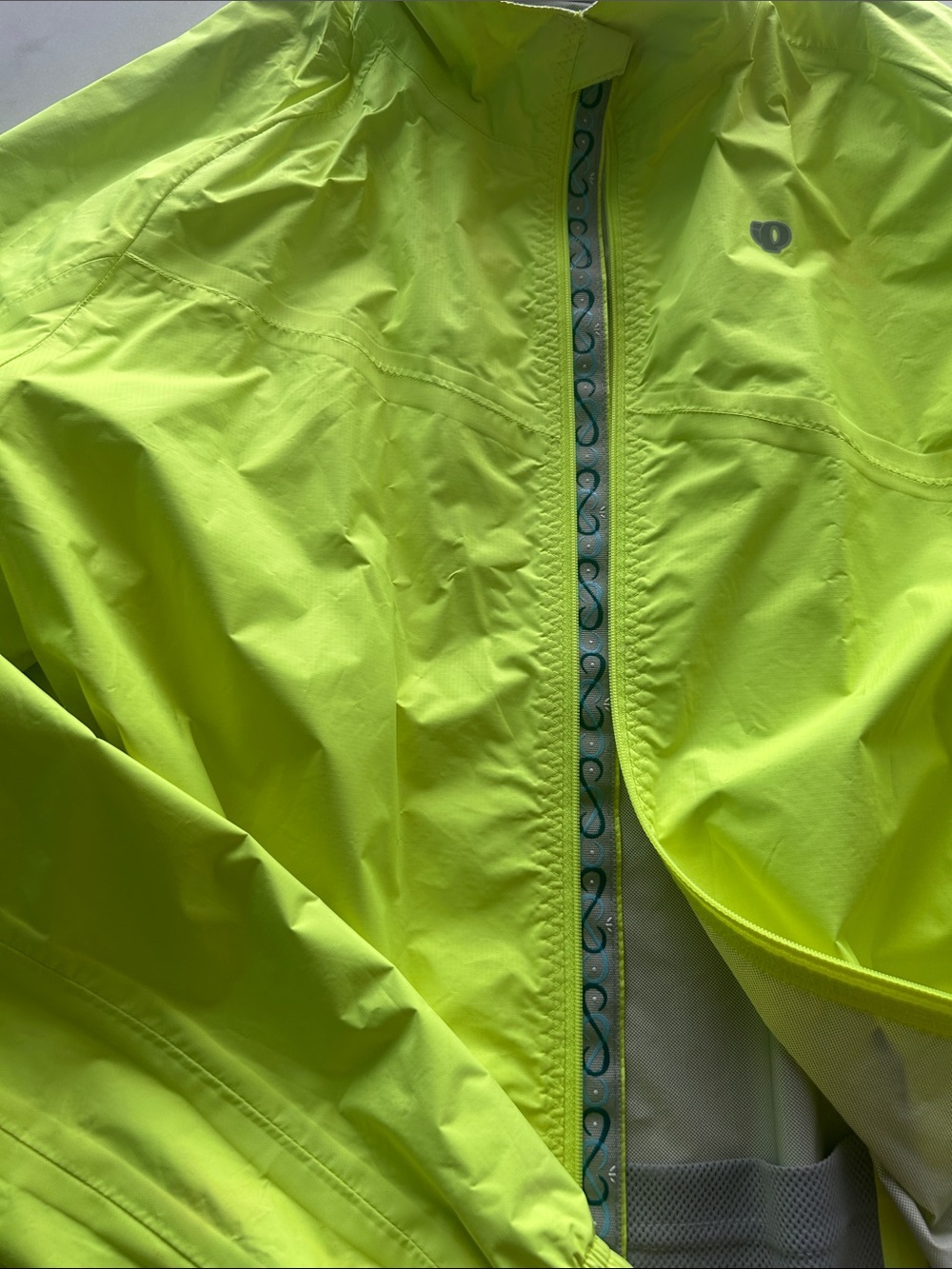 Pearl Izumi High-Visibility Lime Yellow Cycling Jacket - Picture 6 of 9